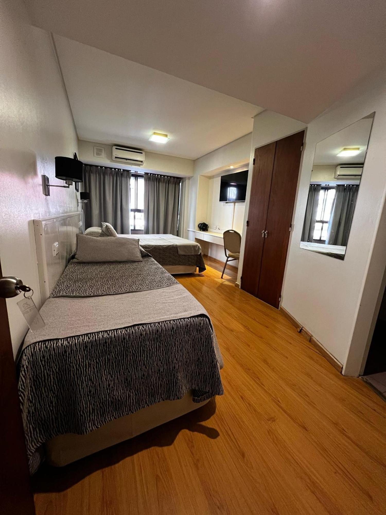 Hotel Dion Mar del Plata Extérieur photo